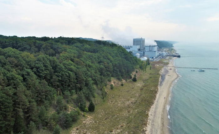 Palisades Nuclear Generating Station - File Photo (newer photo)